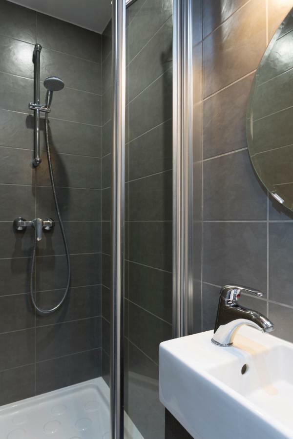 Studette De Charme Neuve Proche Invalides Apartman Párizs Kültér fotó