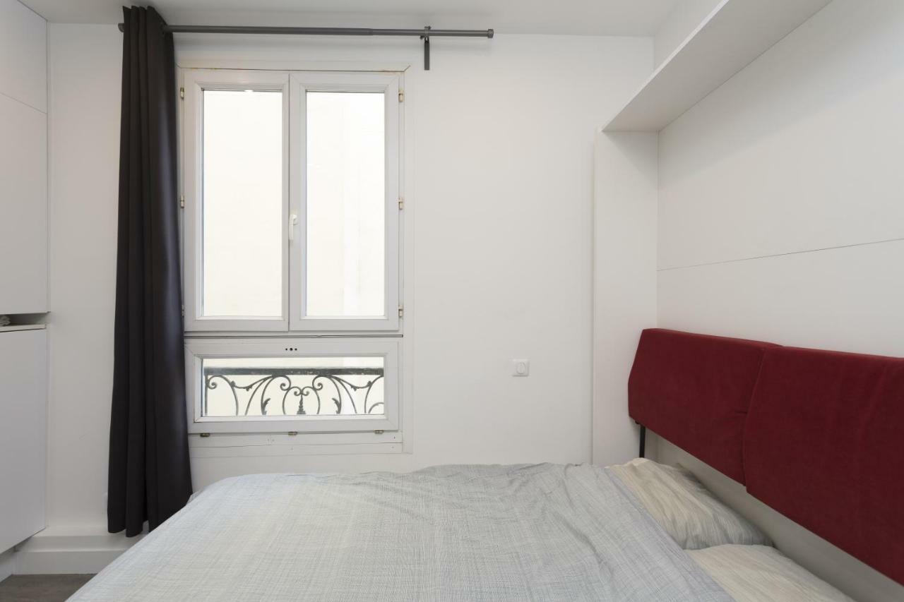 Studette De Charme Neuve Proche Invalides Apartman Párizs Kültér fotó